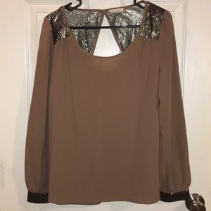 SEQUIN DETAIL BLOUSE